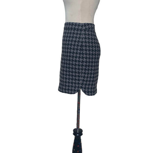 J. Crew black houndstooth lined mini a-lined skirt size 6 - Picture 2 of 7